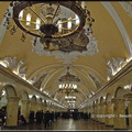 145- Les stations moscovites sont grandes et lumineuses.