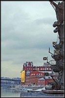 169- Le monument de Pierre le Grand sur la rivière Moskva.